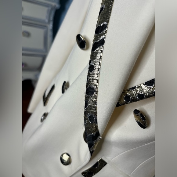 🦋SOLD🦋Dolce and Gabbana Virgin Wool Peacoat - Picture 9 of 13